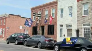 Video: Armed robbery of bar caught on camera