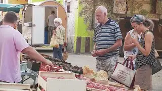 Masque obligatoire sur les marchés de Grenoble : des débuts 