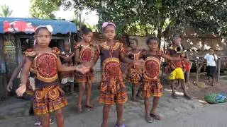 Mananjary got talent! Kids dancing and practicing in Madagascar