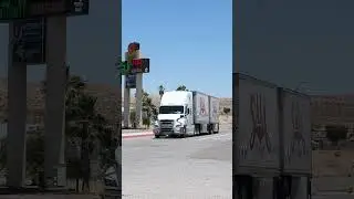 TRUCK SHORT # 741 SAIA RIG #trucking #bigtruck #bigrig