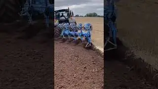 Field Demo Of Lemken's 1780 Plough in Ireland || Made By Lemken Germany || #shorts #farming