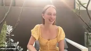 Mercy Cornwall Australian actor, singer MISTLETOE RANCH, DIVE CLUB