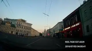 Центральные улицы Москвы летней ночью (realtime)/ Moscow City center at summer night 03.07.2016