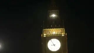 The Ayrton Light is Glowing! Big Ben 21:00 o Clock Chime 🔔 Can you see the arm moving in the tower?