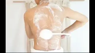 Long Handle Back Scrubber &ndash; Easy Shower Solution for Seniors & Limited Mobility