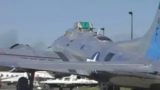 B 17 flying passengers at Peterborough Airport CYPQ