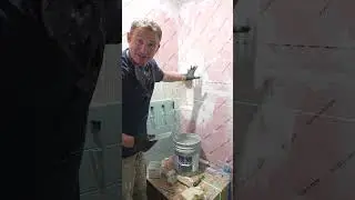 Tile tip for overcoming a bumpy wall