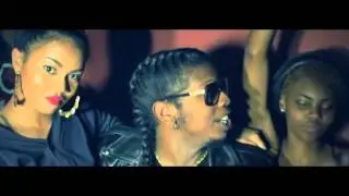 Young Lyxx - Right Girl (Ft Trinidad Jame$) [Prod. by Mayhem]