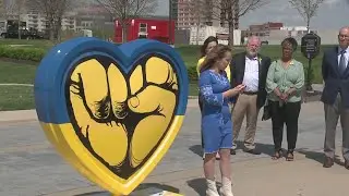 Parade of Hearts creates special piece to show Ukraine support