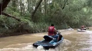 LeoTour Waverunner