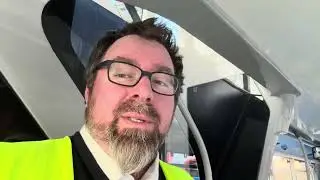 #local #busdriverlife #poole #bus #busdriver #christmas #staysafe #merrychristmas 