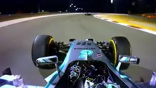 How many steering wheel changes does an F1 driver do during battle? (Go to 2:12 for analysis)