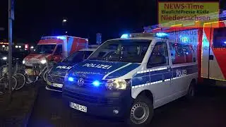 Auto kollidiert mit Zug bei geöffneten Schranken