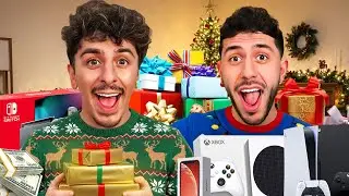 I Surprised FaZe Rug With CRAZY CHRISTMAS GIFTS!