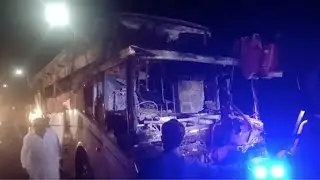 At least 17 dead in southern Pakistan bus fire