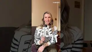 Встречайте вместе с известным дерматологом и соучредителем Facile, доктором Нэнси Самолитис 🧖&zwj;♀️ ...