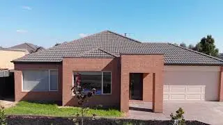 42 BOTANIC DRIVE, PAKENHAM.