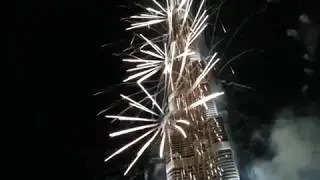 Burj Khalifa Dubai fireworks new year 2014