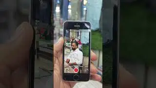 Old skool iPhone 5 SE 📱Small size. Clean image quality.