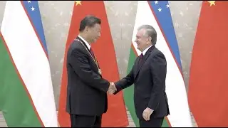 President Xi receives friendship award from Uzbek President Mirziyoyev