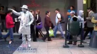 The mime on el Jir&oacute;n de la Uni&oacute;n