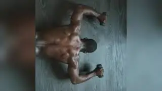 Exercices pour le dos et l'arri&egrave;re des &eacute;paules, trap&egrave;zes, renforcement de la ceinture scapulaire