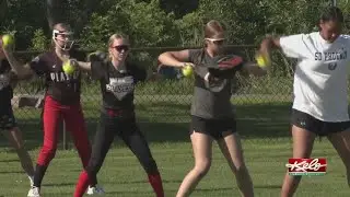 Players showcase their skills for softball coaches