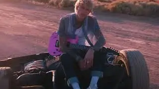 UNRELEASED NEW VERSE - Machine Gun Kelly &ldquo;In these walls&rdquo;