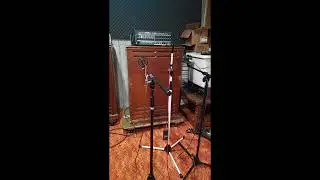 Hammond B 4 with a 122 Leslie vs electro harmonix Lester G pedal