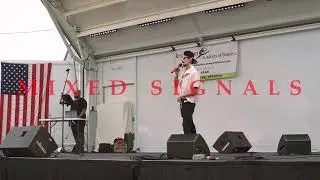 KENNII - Mixed Signals (Live at 2025 PoCo Fest)