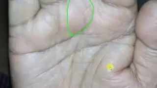 Very nice Mars Line in Male's Hand