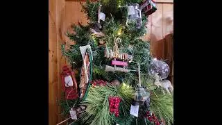 Nana's Christmas Cottage... Estes Park Colorado #christmas #oldies #music #angel #co #Jesuschrist