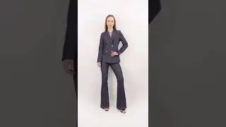 Костюм-двойка MAX MARA из тонкой джинсы.В наличии р.S,M и L, действует скидка 10%!всего за 19.500 р!