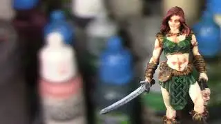 Bombshell Babes: Tara the Blademistress