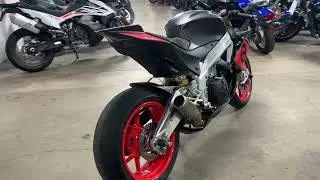 2017 Aprilia RSV4 RF M00166