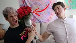 ANOTHER GUY BOUGHT ME FLOWERS *PRANK ON BOYFRIEND* (gay couple)