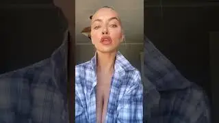 Lindsey Pelas Dives Into Podcasting! 🎙️ Top OnlyFans Creator 😳 #celebritynews