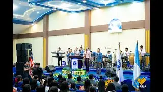 Byron Cruga Ft Banda Apocalipsis- Sangre que me da la Paz