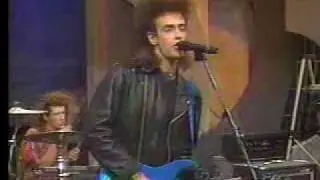 Soda Stereo - Estoy Azulado | Noticiero Mundo Hoy, D.F., México (14.08.1987)