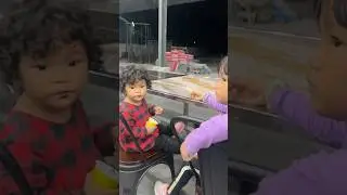 SANTAI MAKAN SNACK YUK 😍#shorts #shortvideo #viralvideo #viralshorts #fypシ゚viral #trending #qifa