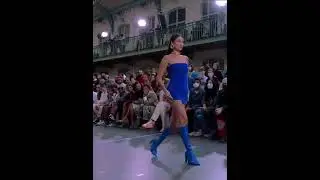 Bella Hadid walking at Off&ndash;White Fall&ndash;Winter 2021 | #bellahadid #offwhite #fw21 by iconyoux