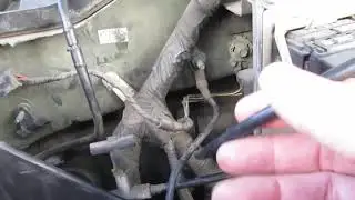 Ford Expedition 2003 года, 4,6 л, ошибки P0171 и P0174. Шланг клапана принудительной вентиляции к...