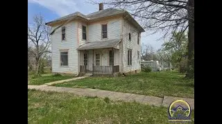 NEW LISTING: 912 Ohio Ave Holton KS 66436-1839
