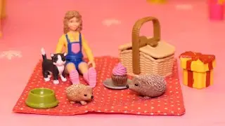 Schleich Farm World Unboxing &ndash; Realistic Animals & Playset Review
