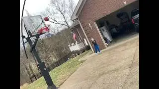 My neighbor makes a 3 point shot this is my neighbor making a 3