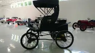 1898 RIKER ELECTRIC CAR