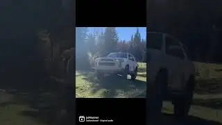#flexing #flex #offroad #toyota #4x4 #fun #funny #meme #reels #funnyshorts #funnymemes