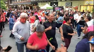 BAILE RETRO PLAZA DE ARMAS 04-25 (2)