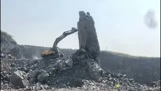 POWER OF VOLVO 300(HAVY MINING WORK)