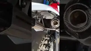 Curva com Bomber e Ponteira Dupla Rocket para CRF 230